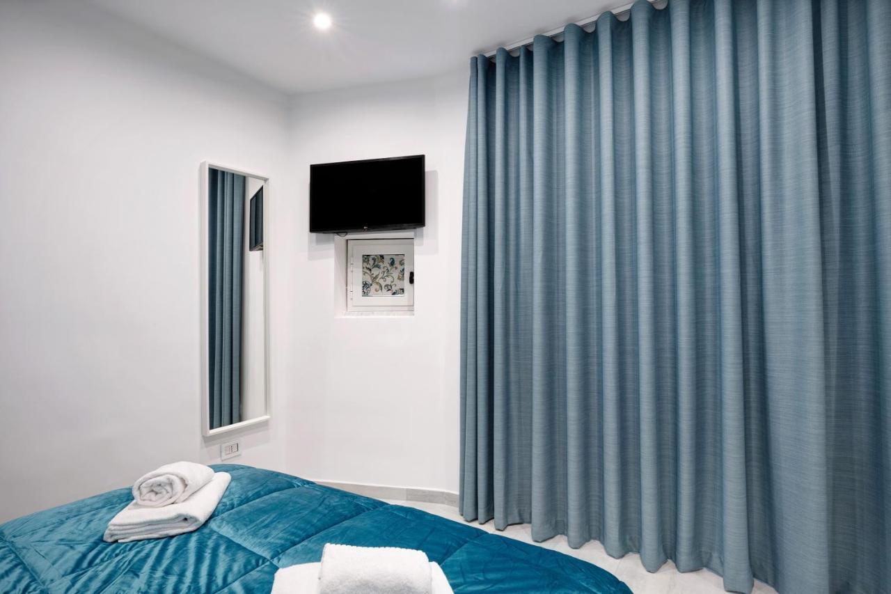 Appartement Ampolla House à Naples Extérieur photo